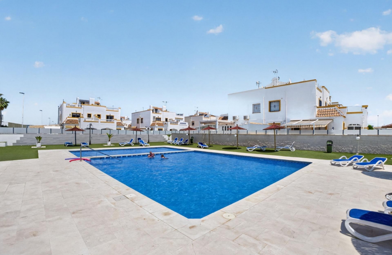 Resale - Townhouse - Torrevieja - La Siesta - El Salado - Torreta