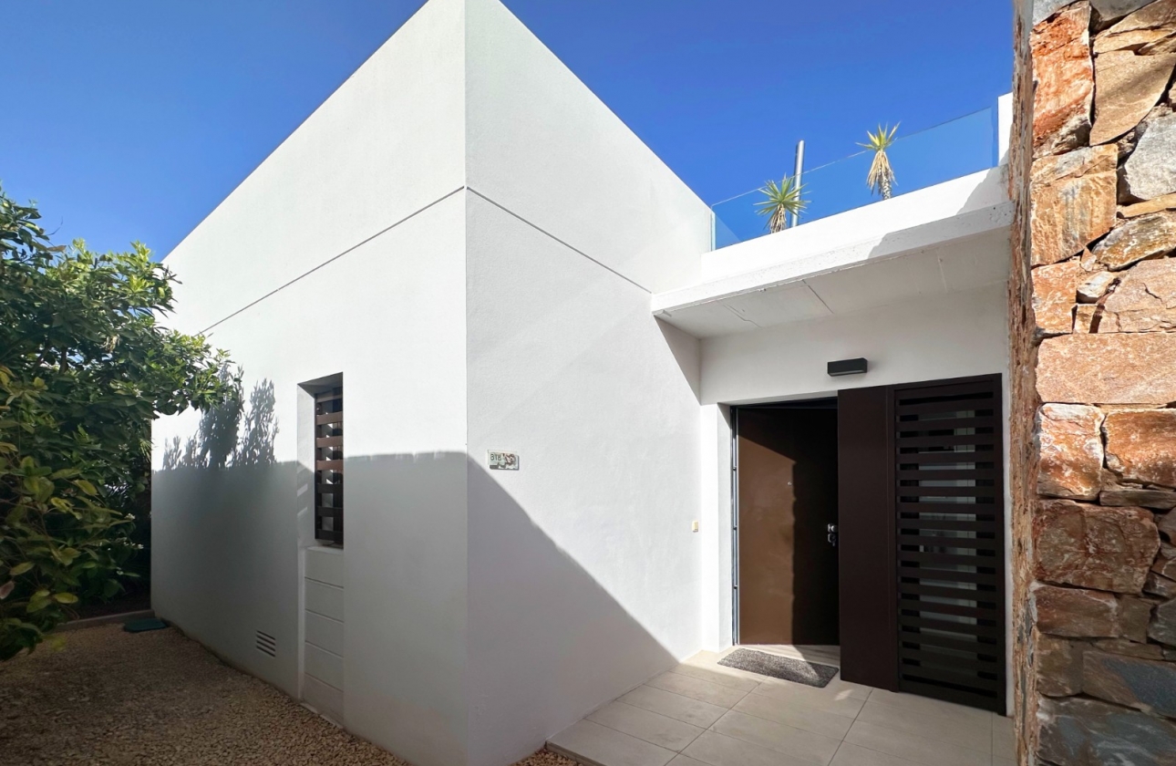 Wiederverkauf - Villa / Doppelhaushälfte - Orihuela Costa - Cabo Roig