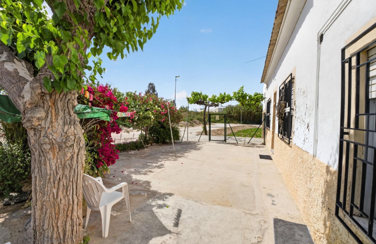 Wiederverkauf - Country House - Orihuela - Desamparados-Hurchillo-Torremendo