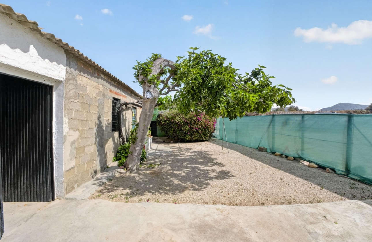 Wiederverkauf - Country House - Orihuela - Desamparados-Hurchillo-Torremendo