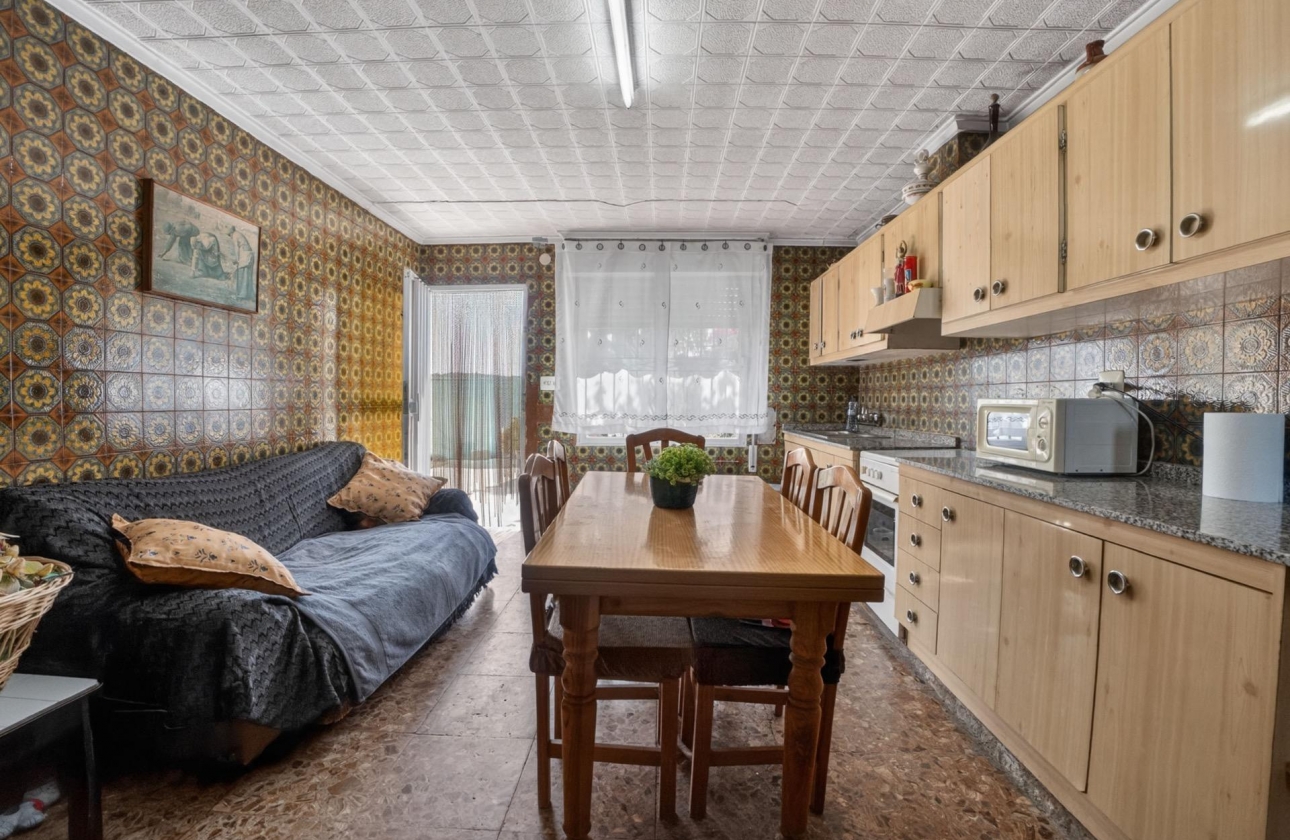 Wiederverkauf - Country House - Orihuela - Desamparados-Hurchillo-Torremendo