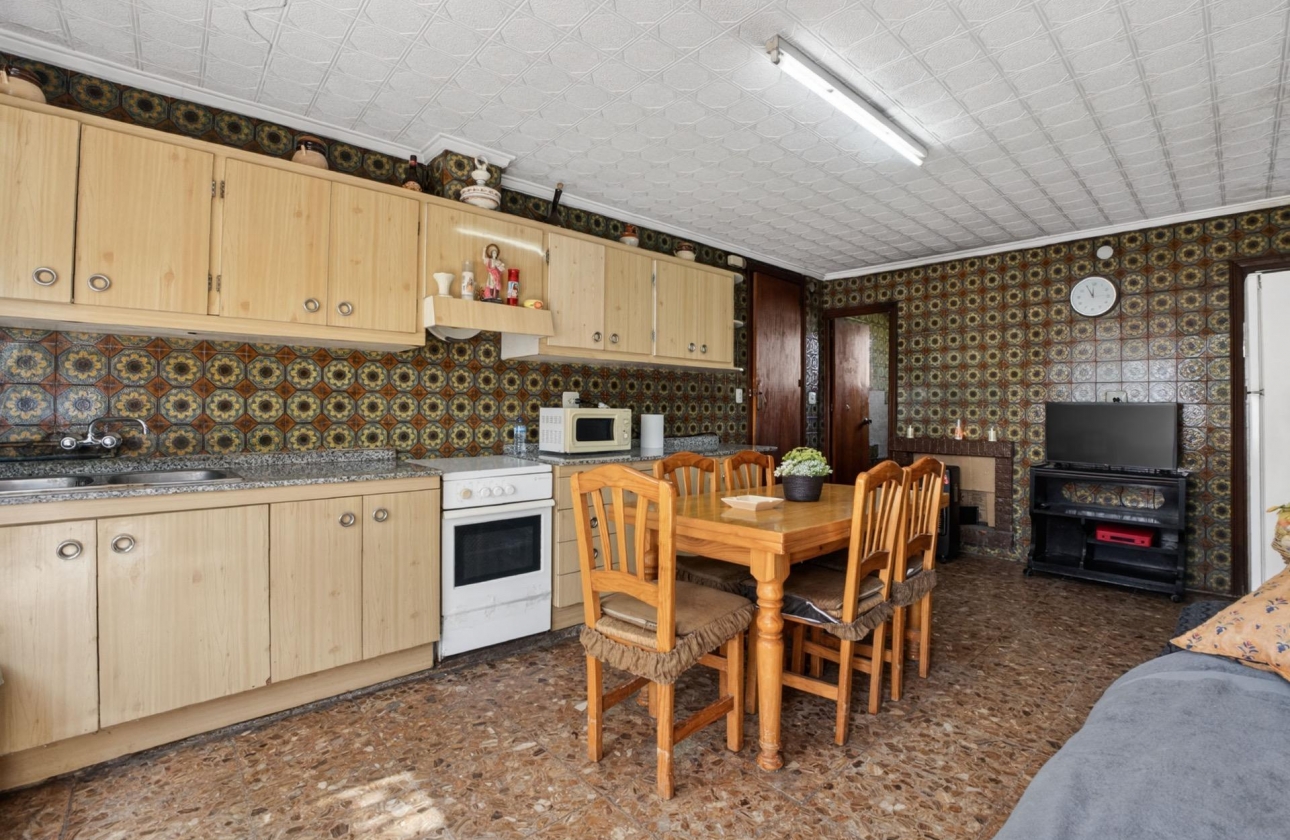 Wiederverkauf - Country House - Orihuela - Desamparados-Hurchillo-Torremendo