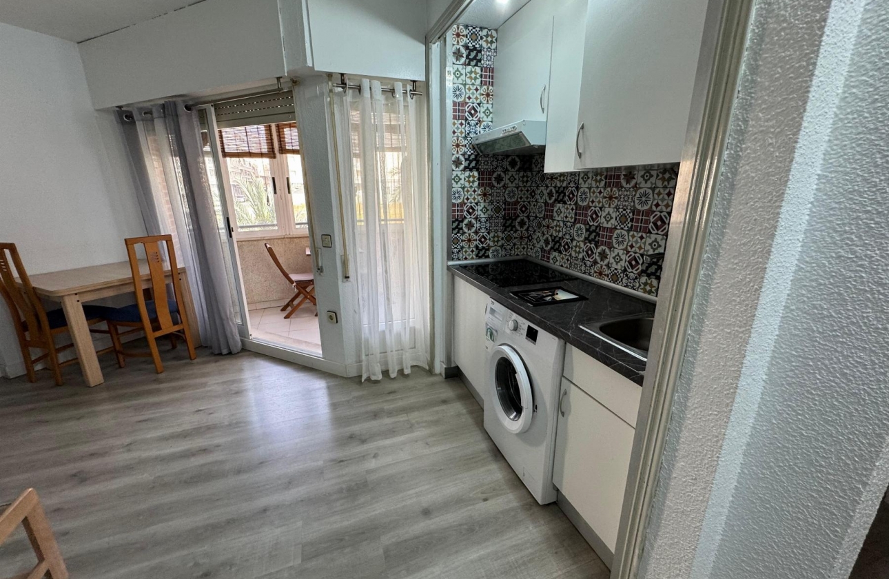 Wiederverkauf - Wohnung - Torrevieja - Playa de Los Locos-Curva del Palangre