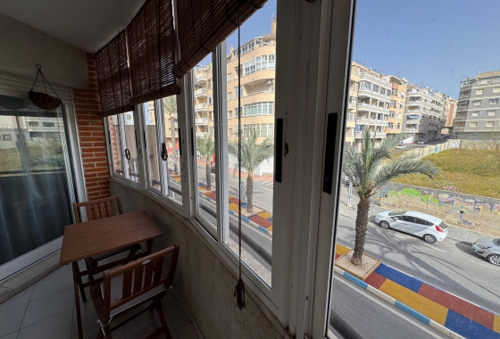 Wiederverkauf - Wohnung - Torrevieja - Playa de Los Locos-Curva del Palangre