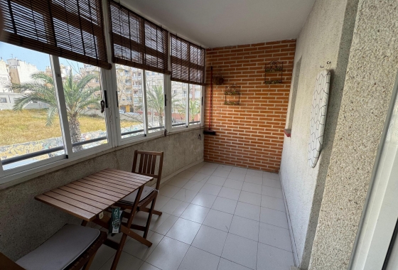 Wiederverkauf - Wohnung - Torrevieja - Playa de Los Locos-Curva del Palangre