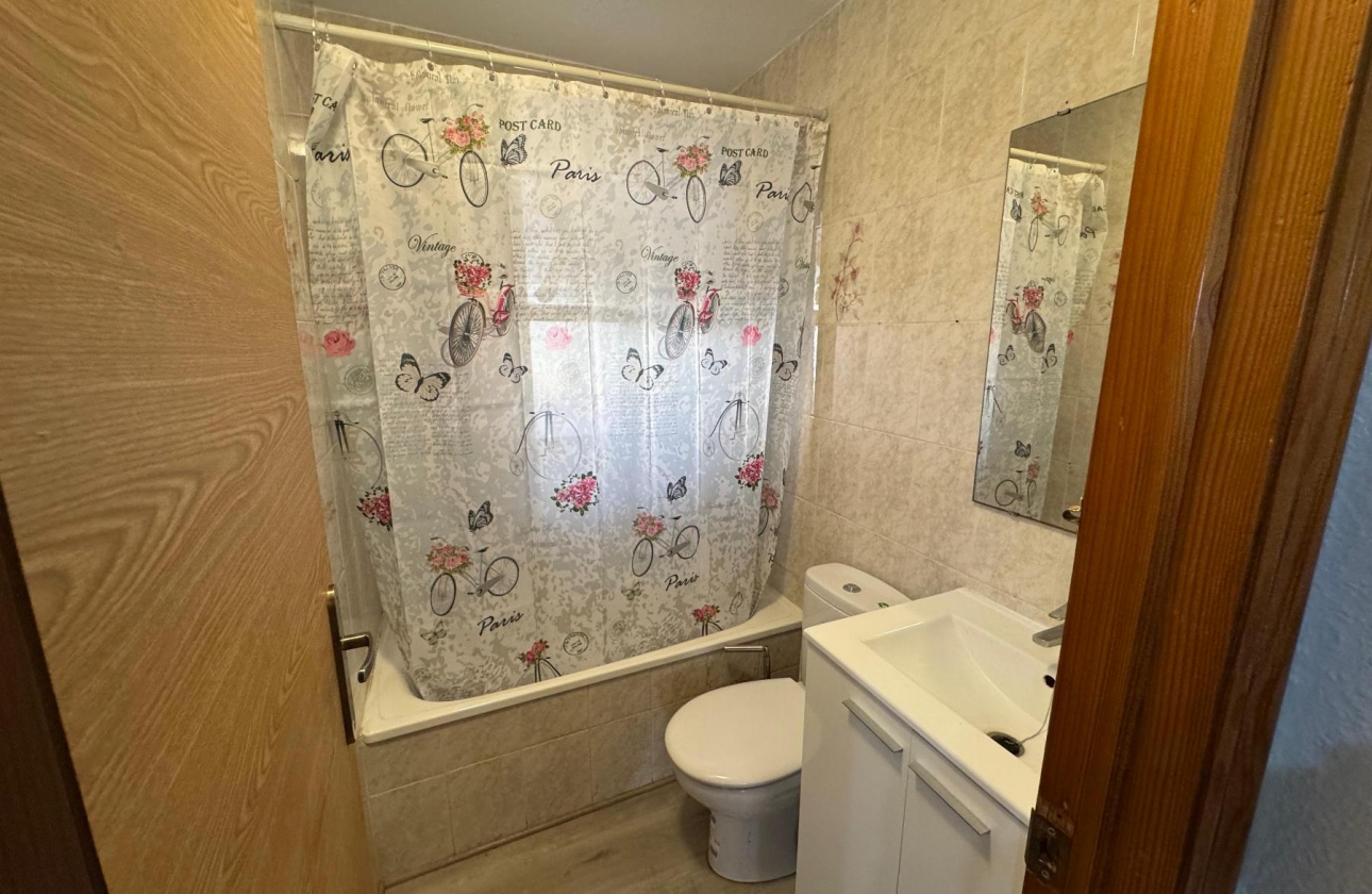 Wiederverkauf - Wohnung - Torrevieja - Playa de Los Locos-Curva del Palangre