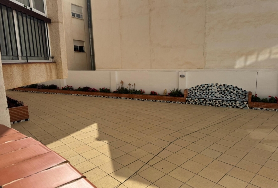 Wiederverkauf - Wohnung - Torrevieja - Playa de Los Locos-Curva del Palangre