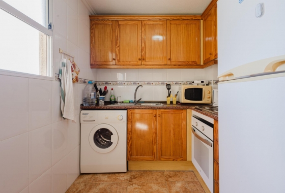 Resale - Apartment - Torrevieja - Playa del Acequión