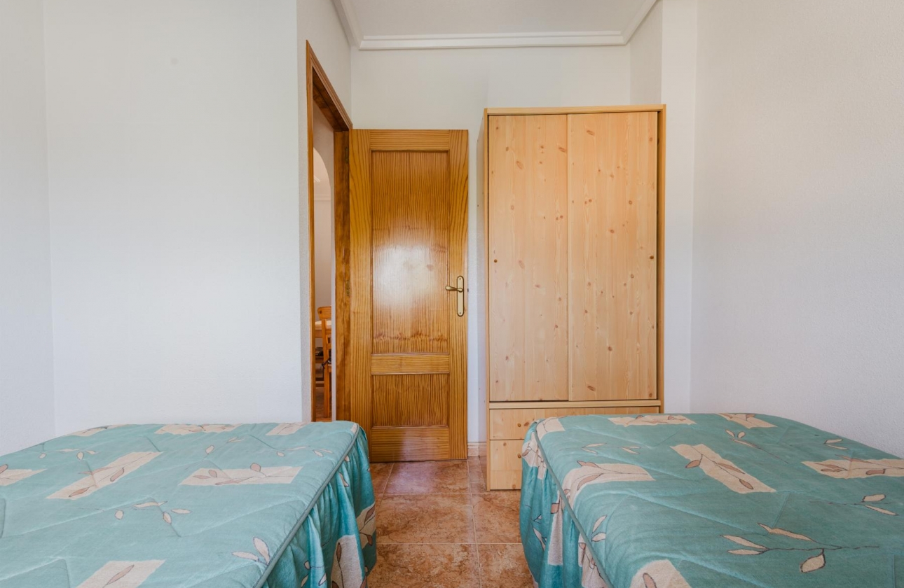 Resale - Apartment - Torrevieja - Playa del Acequión