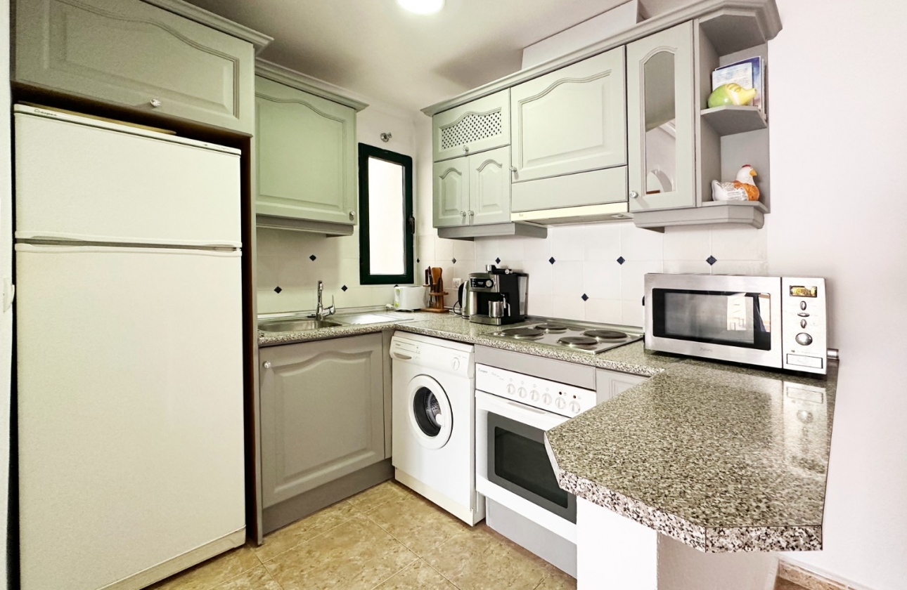 Resale - Apartment - Orihuela Costa - Aguamarina