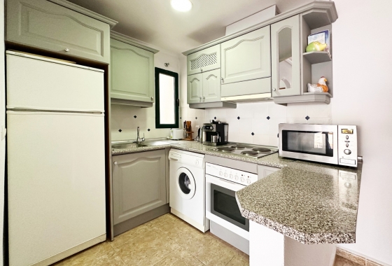 Resale - Apartment - Orihuela Costa - Aguamarina