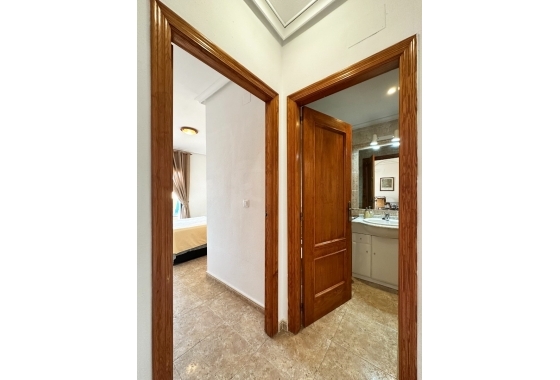 Resale - Apartment - Orihuela Costa - Aguamarina