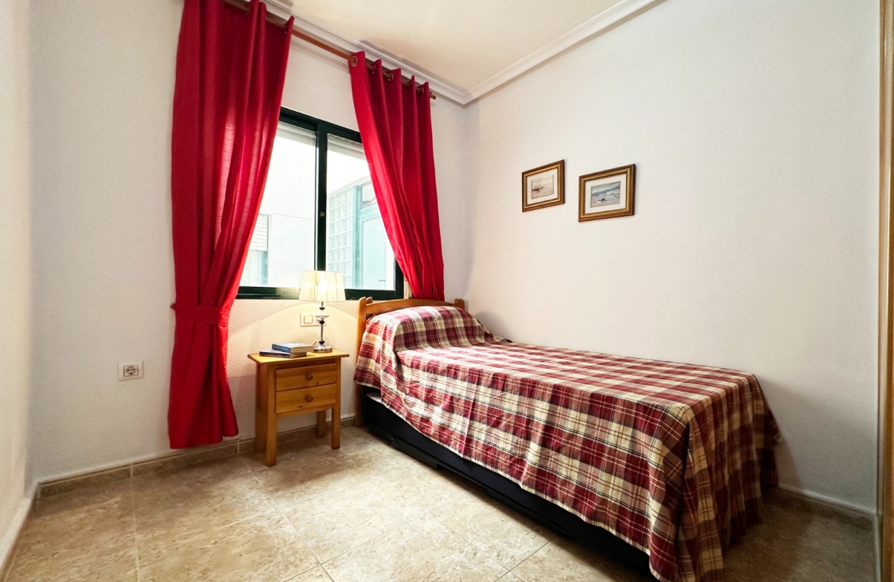 Resale - Apartment - Orihuela Costa - Aguamarina